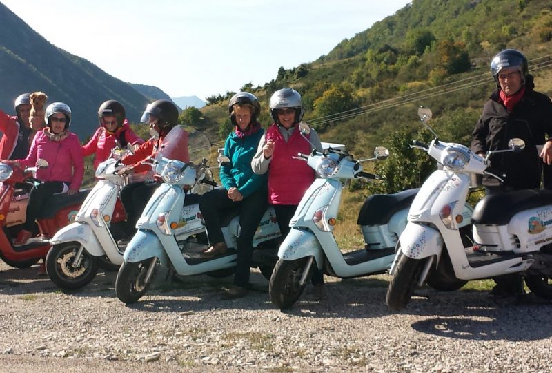 Scooter Nomad – Balades à scooter (électrique ou classique) et Mobylette à Marsanne - 12