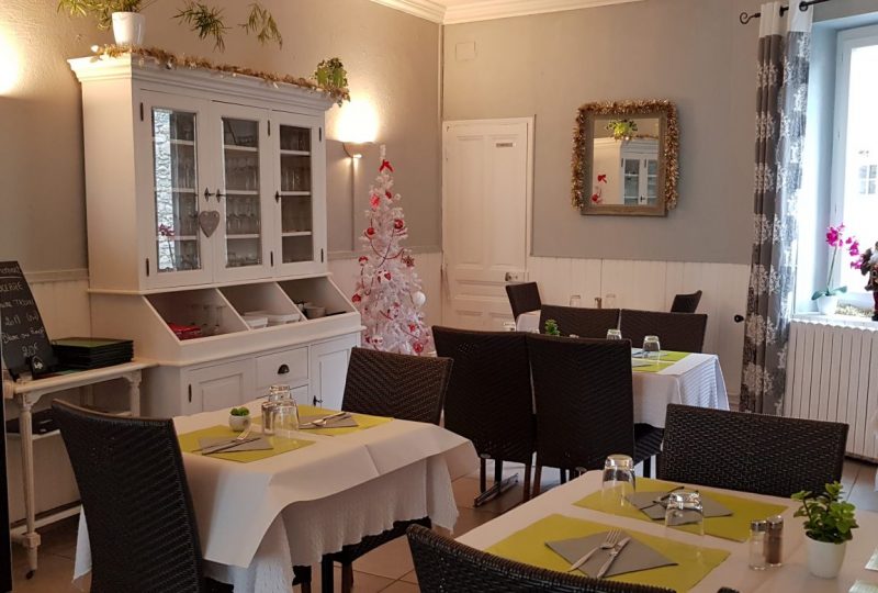 Restaurant Les Voyageurs à Charols - 5
